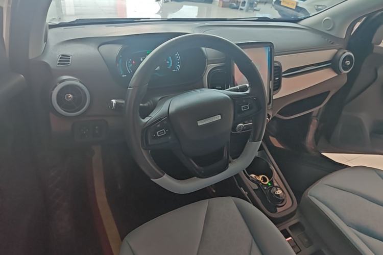 Used Chery QQ Little Ant 2022 Sweet Pink Edition Half-Sugar Version 3-Cell Lithium 30kW 301km Steering Wheel