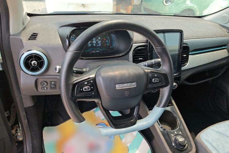 Used Chery QQ Little Ant 2022 Sweet Pink Edition Half-Sugar Version 3-Cell Lithium 30kW 301km Steering Wheel