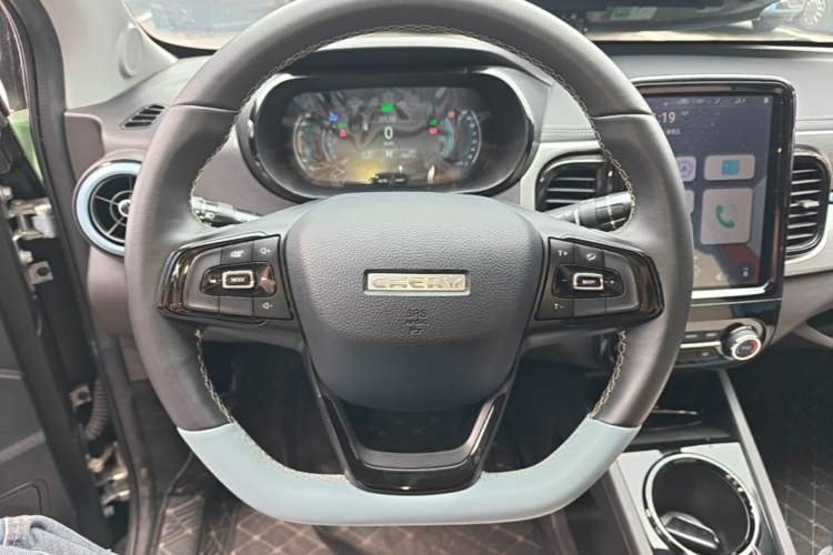 Used Chery QQ Little Ant 2022 Sweet Pink Edition Half-Sugar Version Lithium Iron Phosphate 30 kW 301 km Steering Wheel