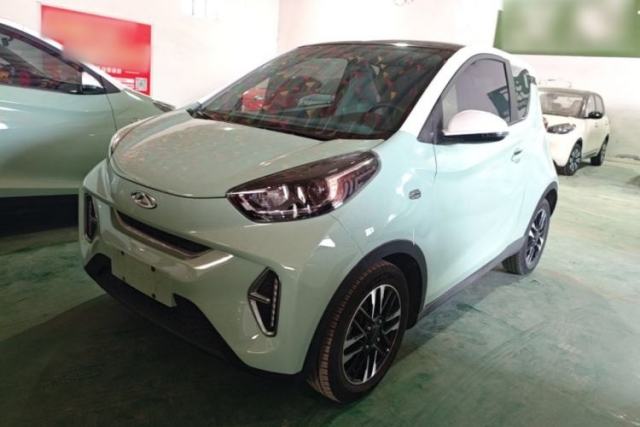 Used Chery QQ Little Ant 2022 Revised Version Sweet Pink Edition Half-Sugar Version Lithium Iron Phosphate 30.7 kWh 30 kW 301 km