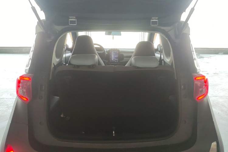 Used Chery QQ Little Ant 2022 Sweet Pink Edition Half-Sugar Version Lithium Iron Phosphate 30 kW 301 km Trunk