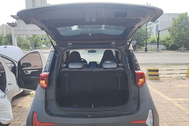 Used Chery QQ Little Ant 2022 Sweet Pink Edition Half-Sugar Version Lithium Iron Phosphate 30 kW 301 km Trunk