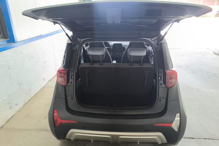 Used Chery QQ Little Ant 2022 Sweet Pink Edition Half-Sugar Version Lithium Iron Phosphate 29.2 kWh 30 kW 301 km Trunk