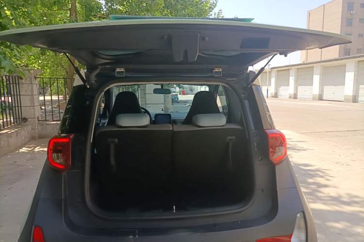 Used Chery QQ Little Ant 2022 Restyled Version Sweet Pink Edition Half-Sugar Version 30.6 kWh 30 kW 301 km Trunk