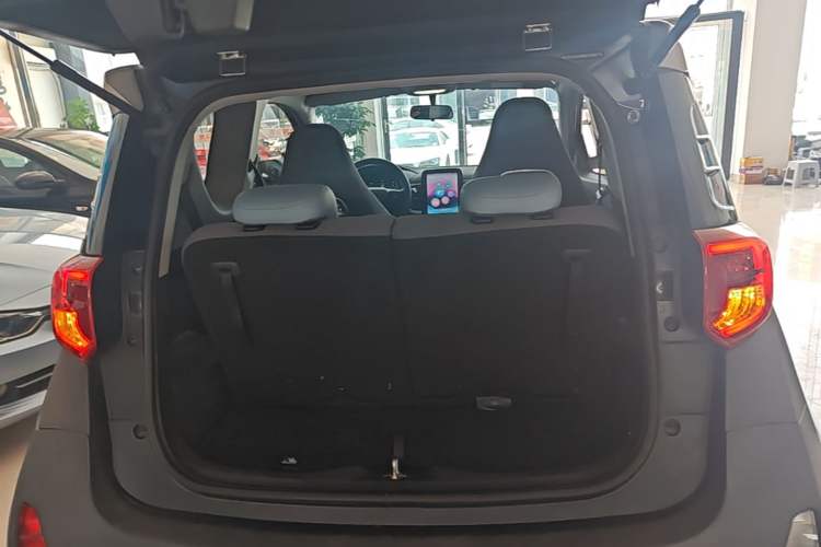 Used Chery QQ Little Ant 2022 Sweet Pink Edition Half-Sugar Version 3-Cell Lithium 30kW 301km Trunk