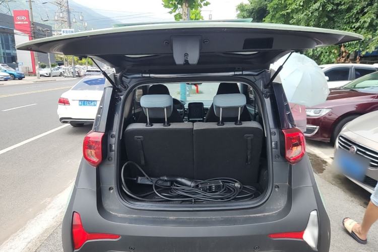 Used Chery QQ Little Ant 2022 Restyled Version Sweet Pink Edition Half-Sugar Version 28.8 kWh 30 kW 301 km Trunk