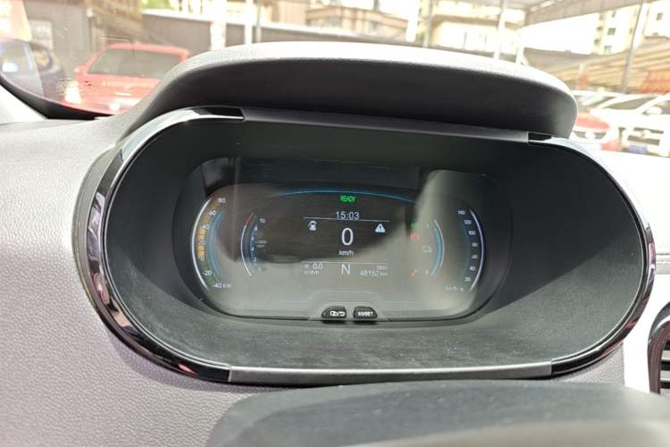 Used Chery QQ Little Ant 2022 Revised Version Sweet Pink Edition Half-Sugar Version Lithium Iron Phosphate 30.7 kWh 30 kW 301 km Instrument Cluster