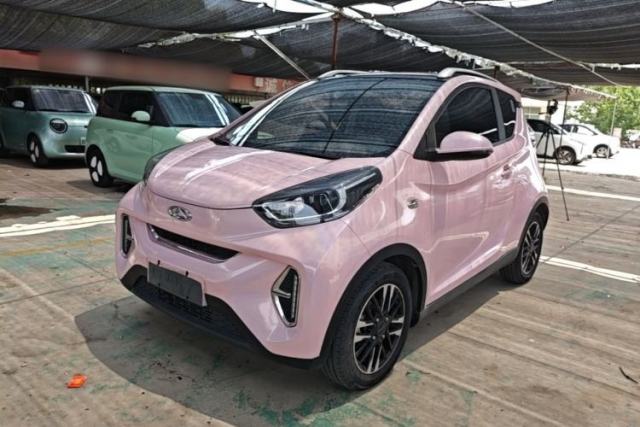 Used Chery QQ Little Ant 2022 Updated Version Sweet Pink Edition Full Sugar Version Lithium Iron Phosphate 30.7 kWh 30 kW 301 km