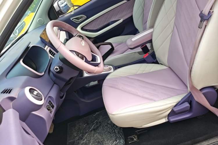 Used Chery QQ Little Ant 2022 Mei Romance 30.6 kWh Left Front Seat