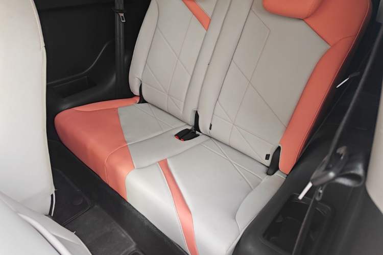 Used Chery QQ Little Ant 2022 Sweet Pink Edition Low-Sugar Version 30kW 301km Range Left Rear Seat