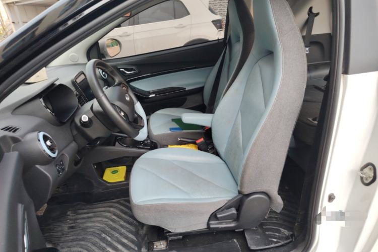 Used Chery QQ Little Ant 2022 Restyled Version Sweet Pink Edition Low-Sugar Version Lithium Iron Phosphate Battery 30.7 kWh 30 kW 301 km Left Front Seat