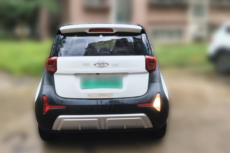 Used Chery QQ Little Ant 2022 Restyled Version Sweet Pink Edition Low-Sugar Version Lithium Iron Phosphate Battery 30.7 kWh 30 kW 301 km Rear
