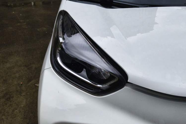 Used Chery QQ Little Ant 2022 Restyled Version Sweet Pink Edition Low-Sugar Version Lithium Iron Phosphate Battery 30.7 kWh 30 kW 301 km Right Front Headlight