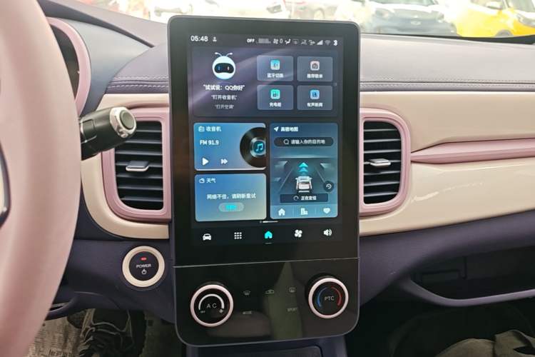 Used Chery QQ Little Ant 2022 Mei Romance 30.6 kWh Audio And AC Panel