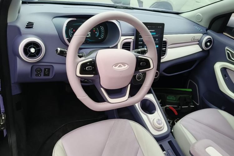 Used Chery QQ Little Ant 2022 Mei Romance 30.6 kWh Center Console