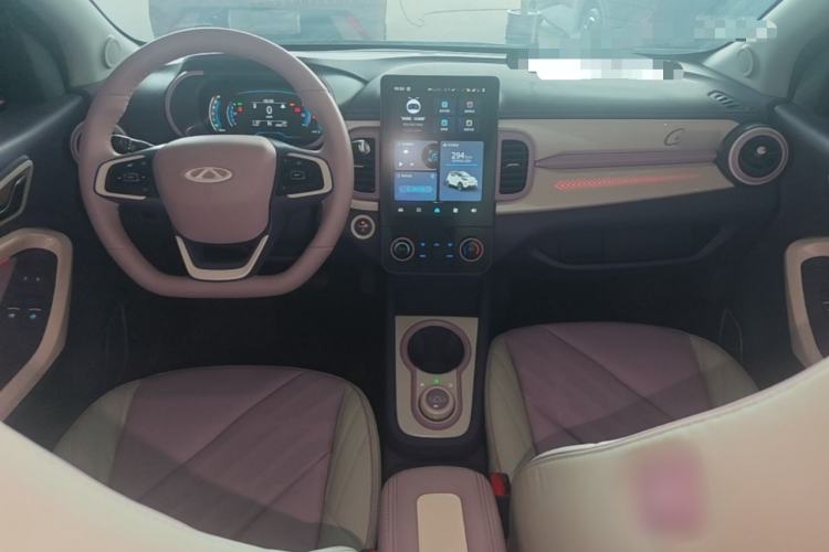 Used Chery QQ Little Ant 2022 Mei Romance 30.6 kWh Center Console