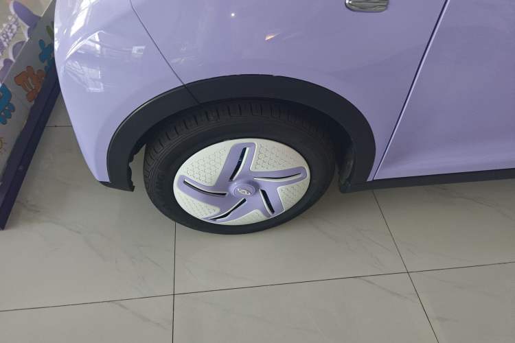 Used Chery QQ Little Ant 2022 Me 301km Romance Phosphate Lithium-Iron Exterior 3
