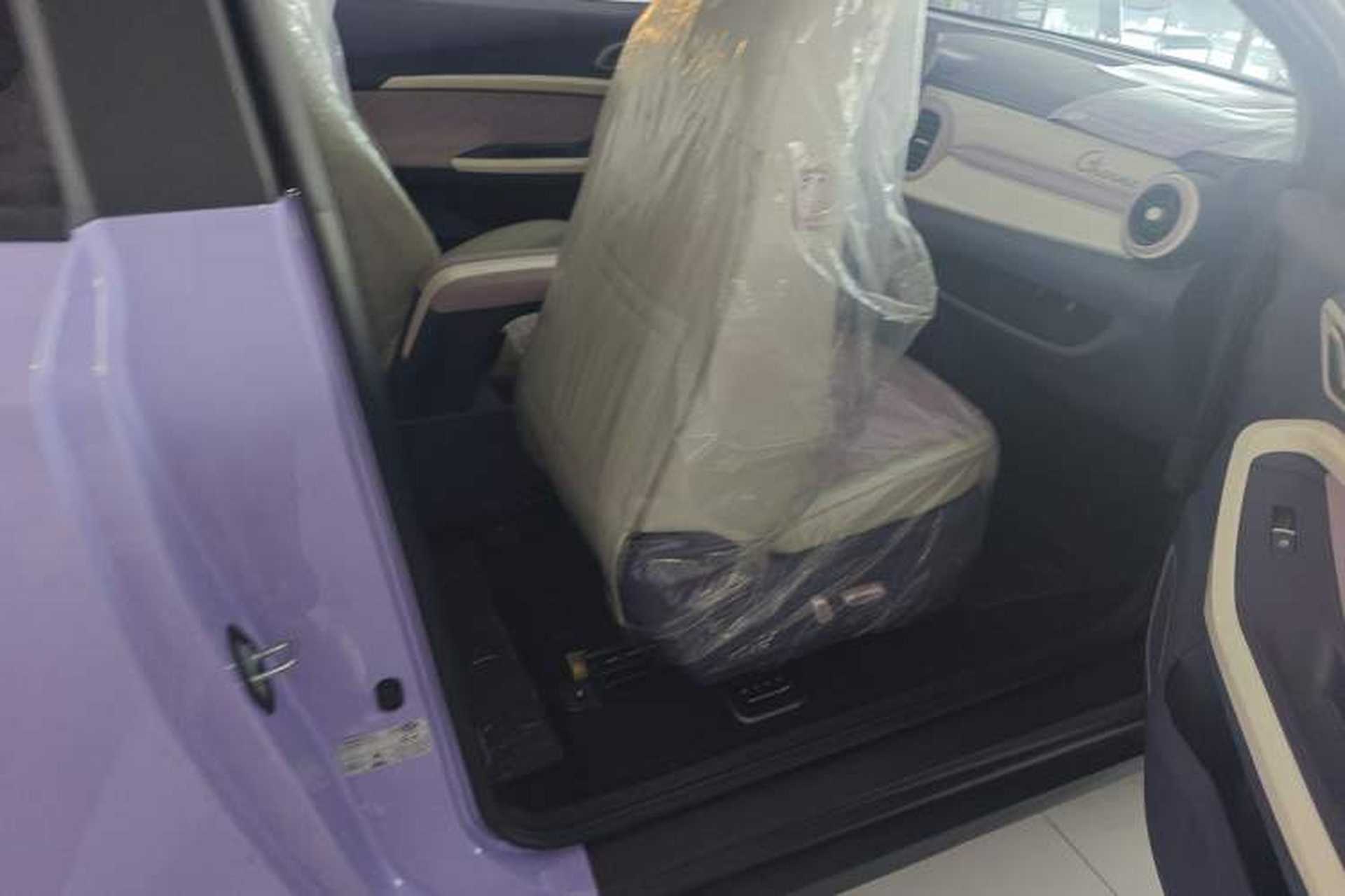 Used Chery QQ Little Ant 2022 Me 301km Romance Phosphate Lithium-Iron Right Front Seat