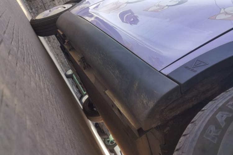 Used Chery QQ Little Ant 2022 Me 301km Romance Phosphate Lithium-Iron Right Side Sill