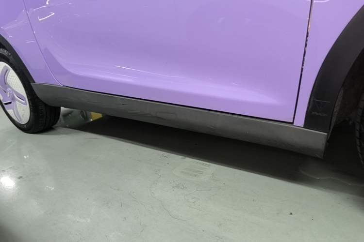 Used Chery QQ Little Ant 2022 Mei Romance 30.6 kWh Right Side Sill
