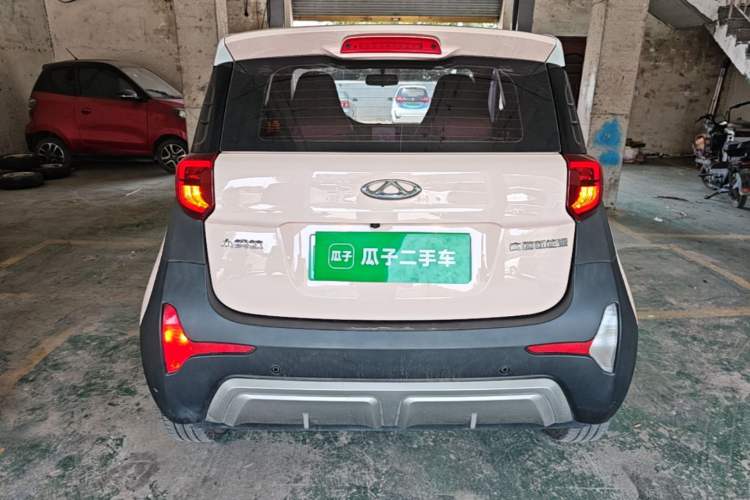 Used Chery QQ Little Ant 2022 Sweet Pink Edition Half-Sugar Version Lithium Iron Phosphate 30 kW 301 km Rear