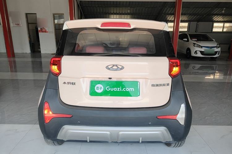 Used Chery QQ Little Ant 2022 Sweet Pink Edition Half-Sugar Version Lithium Iron Phosphate 29.2 kWh 30 kW 301 km Rear
