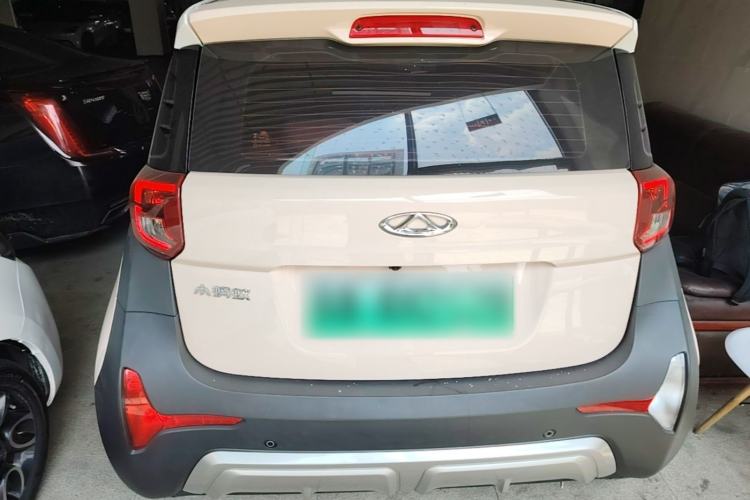 Used Chery QQ Little Ant 2022 Sweet Pink Edition Half-Sugar Version Lithium Iron Phosphate 29.2 kWh 30 kW 301 km Rear