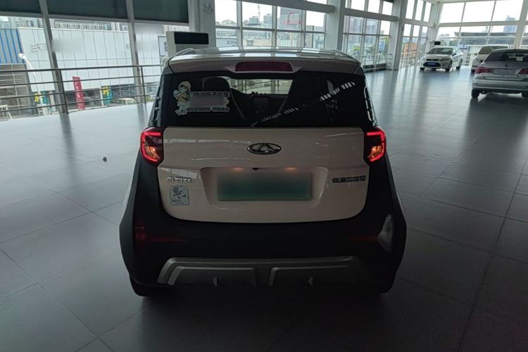 Used Chery QQ Little Ant 2022 Sweet Pink Edition Half-Sugar Version Lithium Iron Phosphate 29.2 kWh 30 kW 301 km Rear