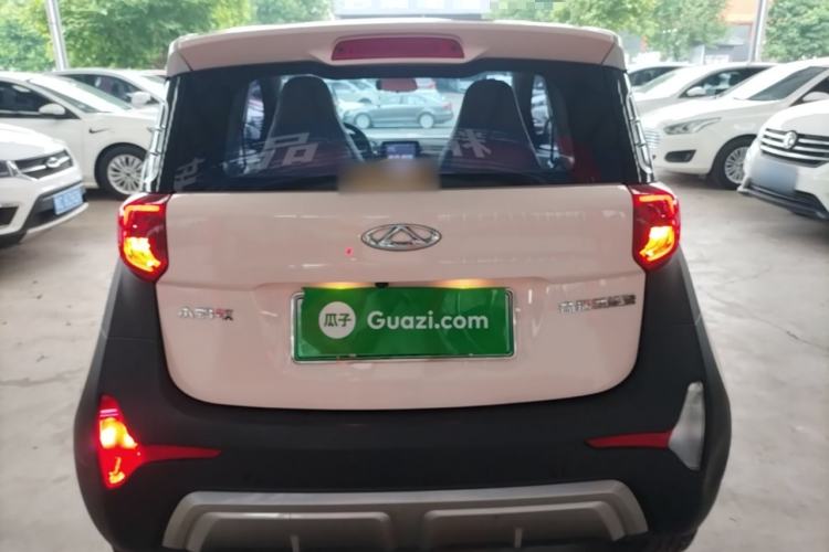 Used Chery QQ Little Ant 2022 Restyled Version Sweet Pink Edition Half-Sugar Version 28.8 kWh 30 kW 301 km Rear