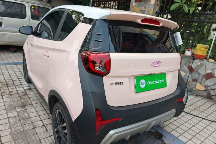 Used Chery QQ Little Ant 2022 Sweet Pink Edition Half-Sugar Version 3-Cell Lithium 30kW 301km Rear Left 45 Deg