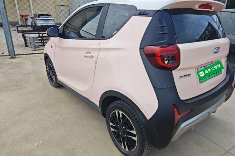 Used Chery QQ Little Ant 2022 Sweet Pink Edition Low-Sugar Version 30kW 301km Range Rear Left 45 Deg