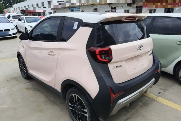 Used Chery QQ Little Ant 2022 Revised Version Sweet Pink Edition Half-Sugar Version Lithium Iron Phosphate 30.7 kWh 30 kW 301 km Rear Left 45 Deg