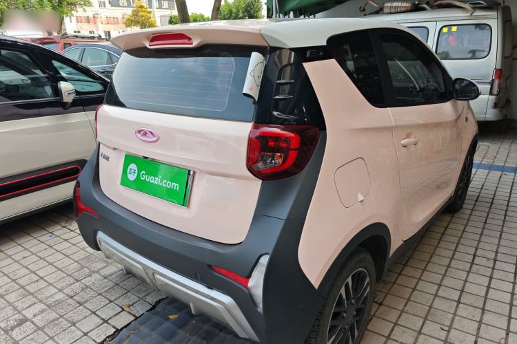 Used Chery QQ Little Ant 2022 Sweet Pink Edition Half-Sugar Version 3-Cell Lithium 30kW 301km Rear Right 45 Deg