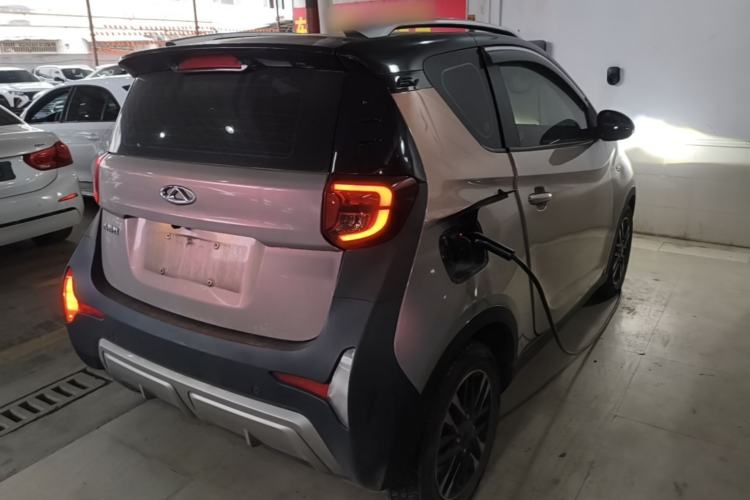Used Chery QQ Little Ant 2022 Updated Version Sweet Pink Edition Full Sugar Version Lithium Iron Phosphate 30.7 kWh 30 kW 301 km Rear Right 45 Deg
