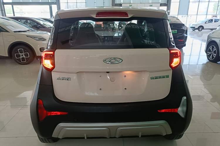 Used Chery QQ Little Ant 2022 Me 301km Romance Phosphate Lithium-Iron Rear