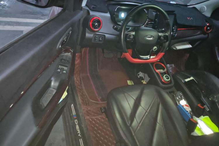 Used Chery QQ Little Ant 2022 Sweet Pink Edition Half-Sugar Version Lithium Iron Phosphate 30 kW 301 km Driver Seat