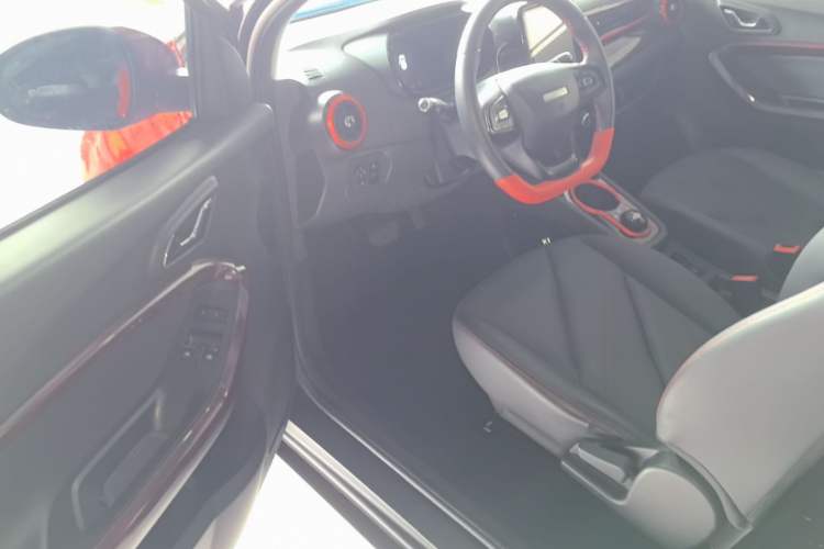 Used Chery QQ Little Ant 2022 Sweet Pink Edition Half-Sugar Version Lithium Iron Phosphate 30 kW 301 km Driver Seat