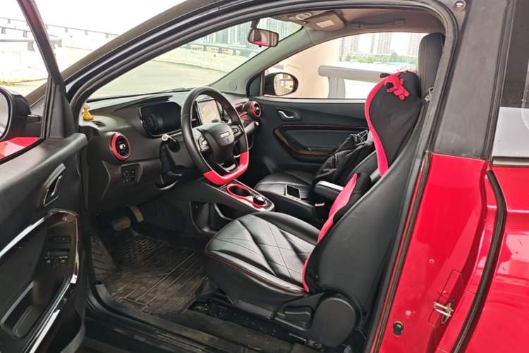 Used Chery QQ Little Ant 2022 Sweet Pink Edition Half-Sugar Version 3-Cell Lithium 30kW 301km Driver Seat