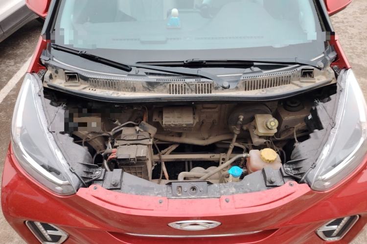 Used Chery QQ Little Ant 2022 Sweet Pink Edition Half-Sugar Version 3-Cell Lithium 30kW 301km Engine Bay