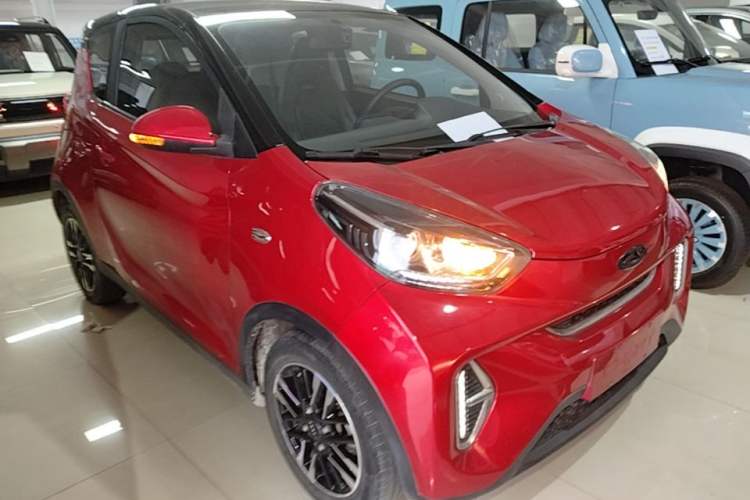 Used Chery QQ Little Ant 2022 Sweet Pink Edition Half-Sugar Version 3-Cell Lithium 30kW 301km Exterior 1