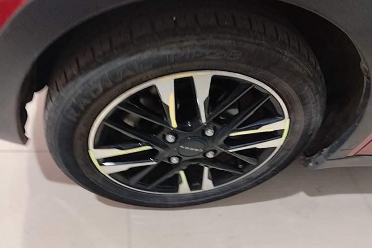 Used Chery QQ Little Ant 2022 Sweet Pink Edition Half-Sugar Version 3-Cell Lithium 30kW 301km Exterior 4
