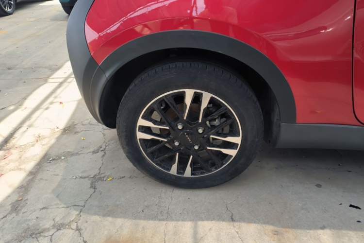 Used Chery QQ Little Ant 2022 Sweet Pink Edition Half-Sugar Version Lithium Iron Phosphate 30 kW 301 km Exterior 5
