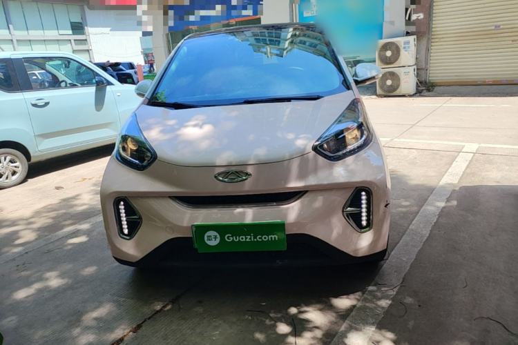 Used Chery QQ Little Ant 2022 Restyled Version Sweet Pink Edition Half-Sugar Version 30.6 kWh 30 kW 301 km Front