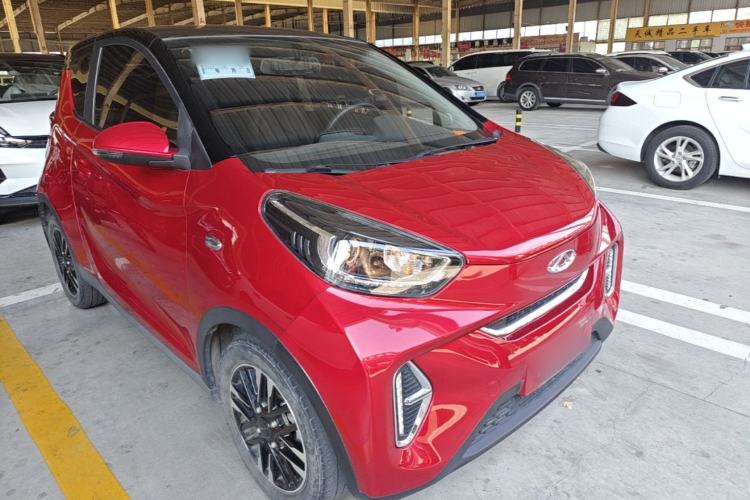 Used Chery QQ Little Ant 2022 Revised Version Sweet Pink Edition Half-Sugar Version Lithium Iron Phosphate 30.7 kWh 30 kW 301 km Front Right 45 Deg