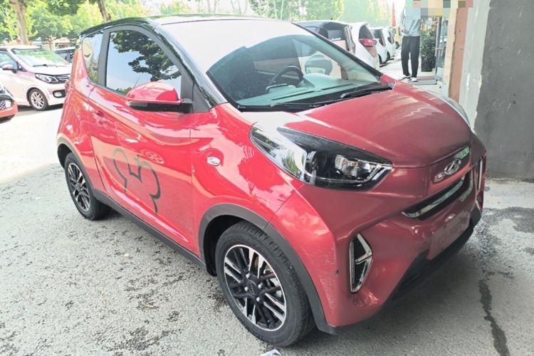 Used Chery QQ Little Ant 2022 Sweet Pink Edition Half-Sugar Version 3-Cell Lithium 30kW 301km Front Right 45 Deg