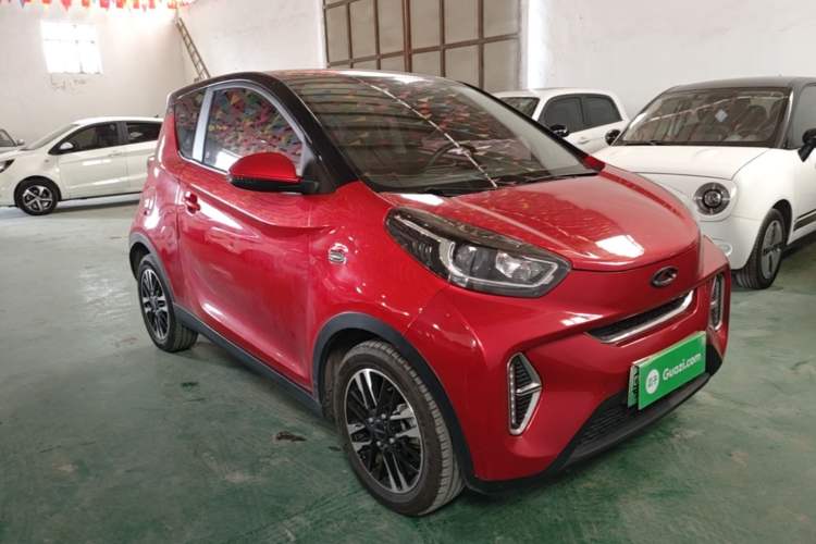 Used Chery QQ Little Ant 2022 Sweet Pink Edition Half-Sugar Version Lithium Iron Phosphate 30 kW 301 km Front Right 45 Deg