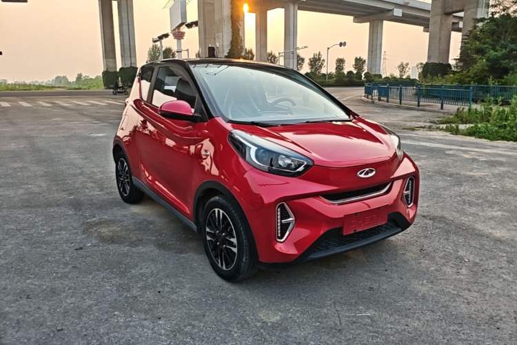 Used Chery QQ Little Ant 2022 Sweet Pink Edition Half-Sugar Version 3-Cell Lithium 30kW 301km Front Right 45 Deg