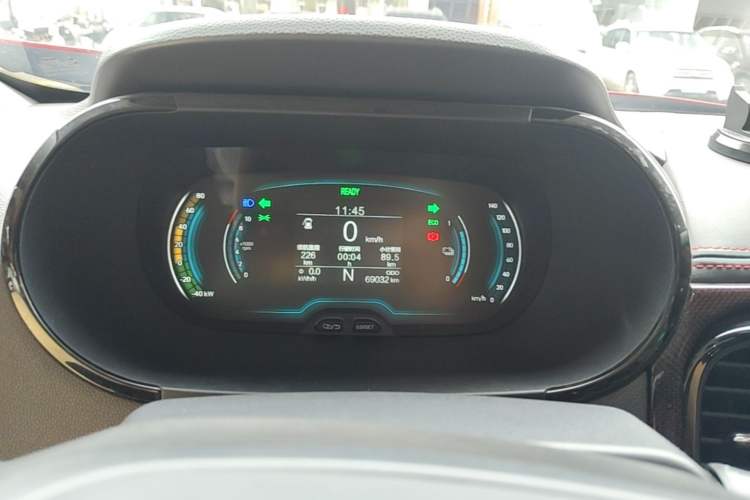 Used Chery QQ Little Ant 2022 Sweet Pink Edition Half-Sugar Version Lithium Iron Phosphate 29.2 kWh 30 kW 301 km Instrument Cluster