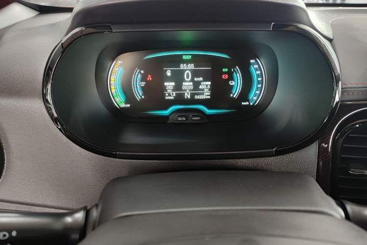 Used Chery QQ Little Ant 2022 Sweet Pink Edition Half-Sugar Version 3-Cell Lithium 30kW 408km Instrument Cluster
