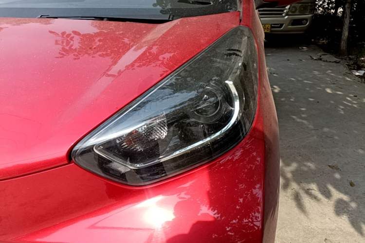 Used Chery QQ Little Ant 2022 Sweet Pink Edition Low-Sugar Version Lithium Iron Phosphate 29.2 kWh 30 kW 301 km Left Front Headlight
